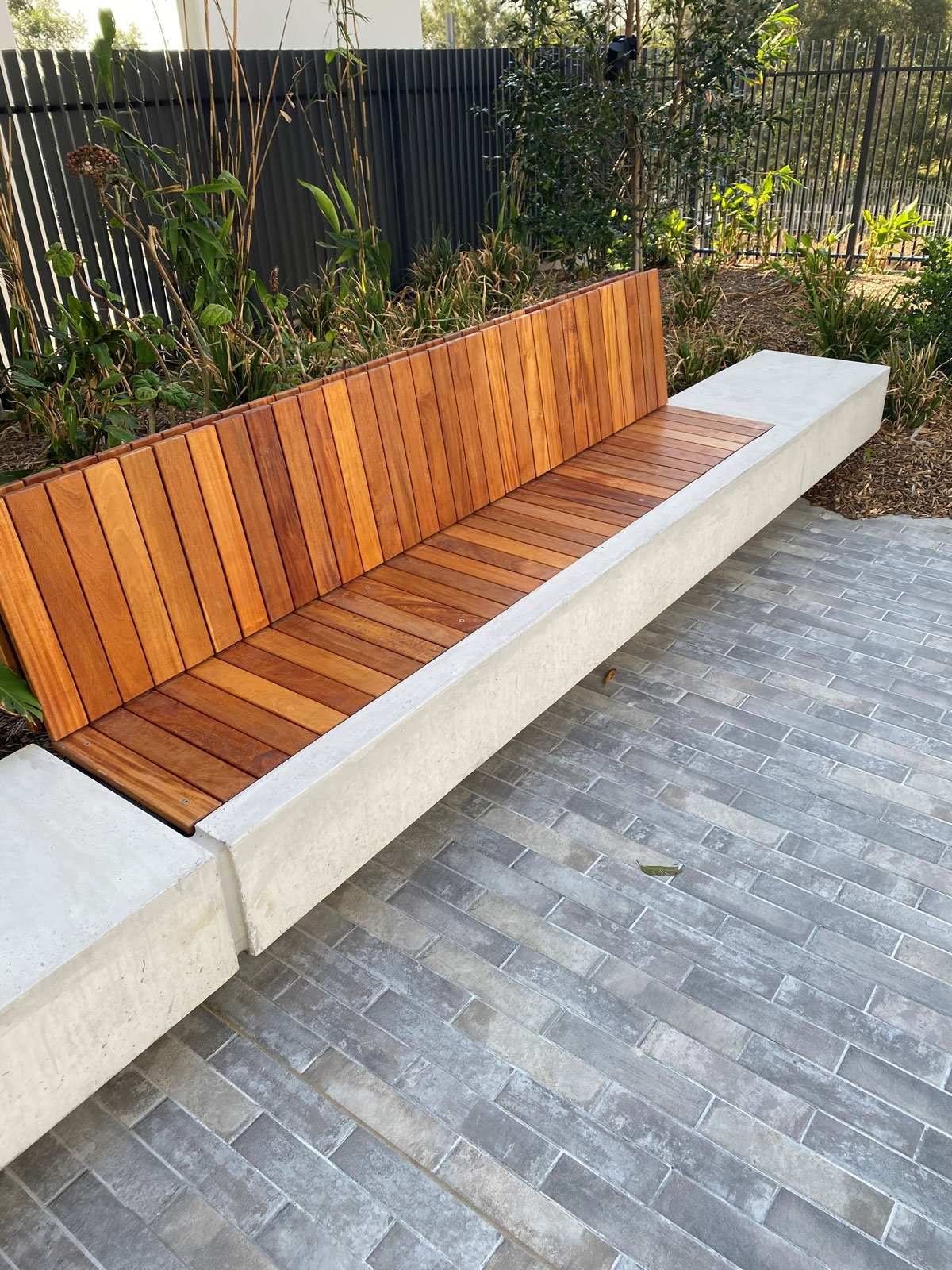 Evolution-Precast-Systems-Landscaping